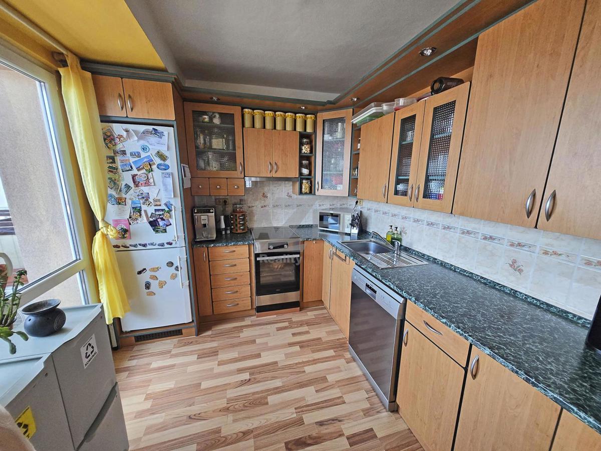 Фото 1 - Продаж квартири · 3+1 · 64 m²