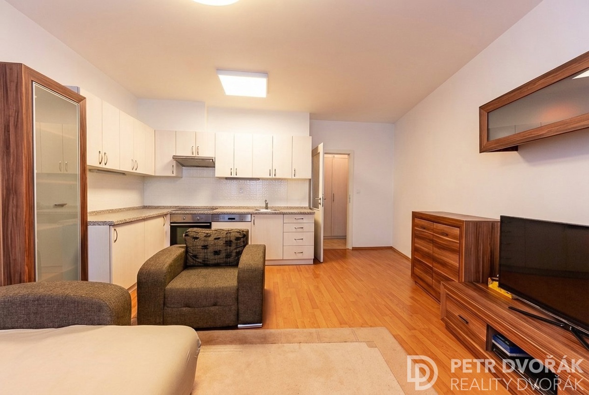 Photo 2 - Apartment for sale · 1+kk · 30 m²