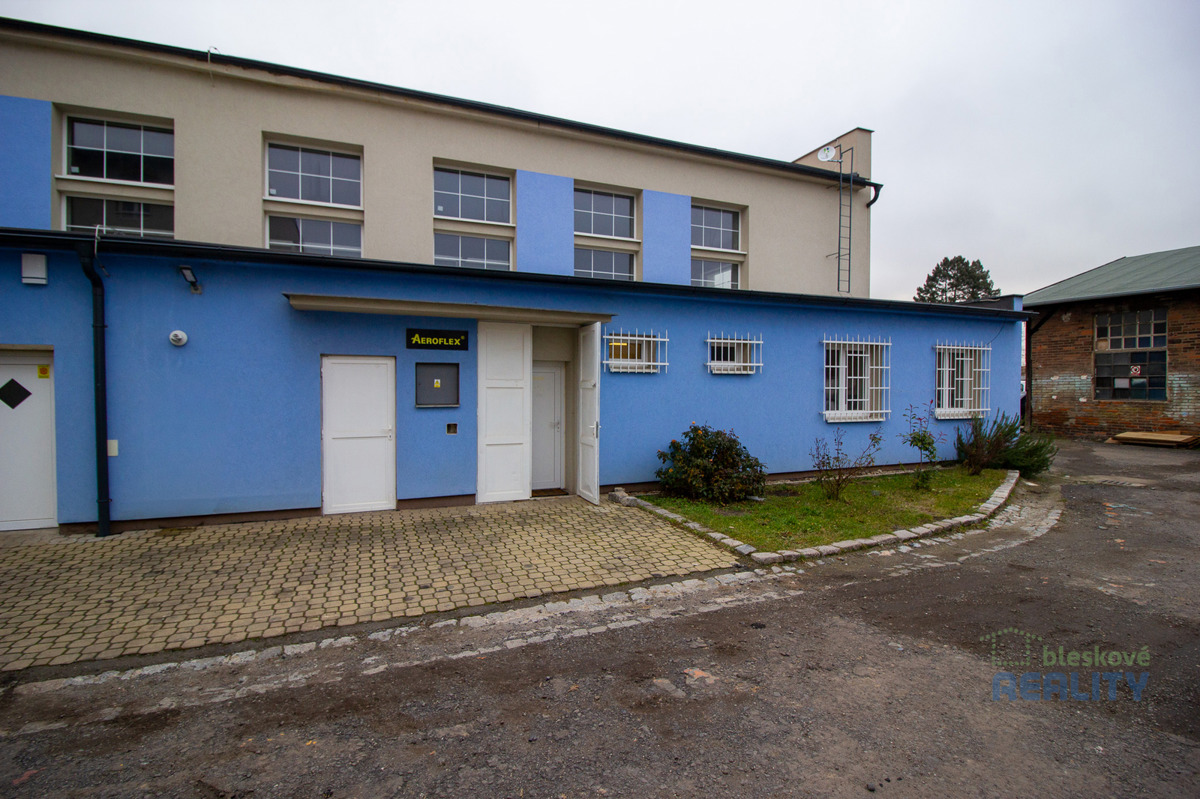 Photo 1 - Commercial property for rent · 543 m²