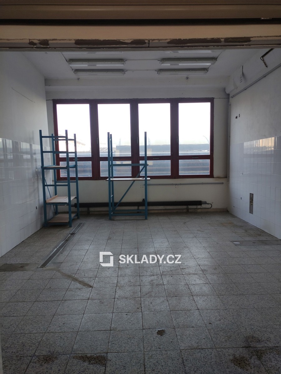 Photo 3 - Commercial property for rent · 604 m²