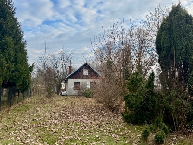Фото 1 - Продаж ділянки · Під забудову · 1 196 m²