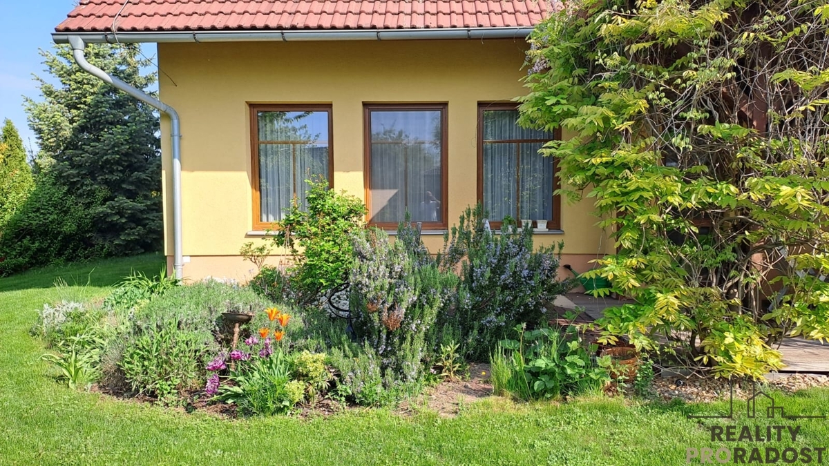 Photo 1 - Commercial property for sale · Hotel · 395 m²