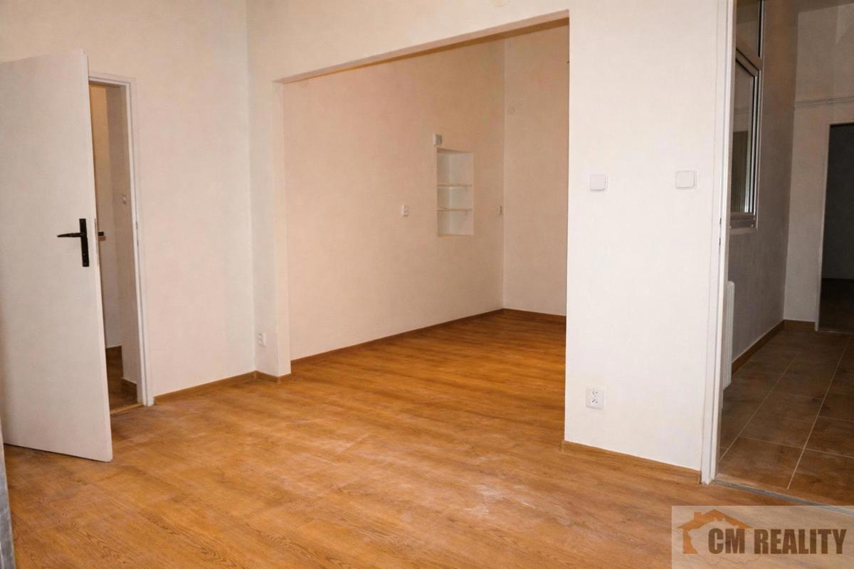 Photo 4 - Commercial property for rent · 99 m²