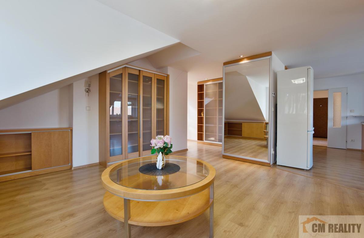 Photo 2 - Apartment for sale · 4+kk · 101 m²