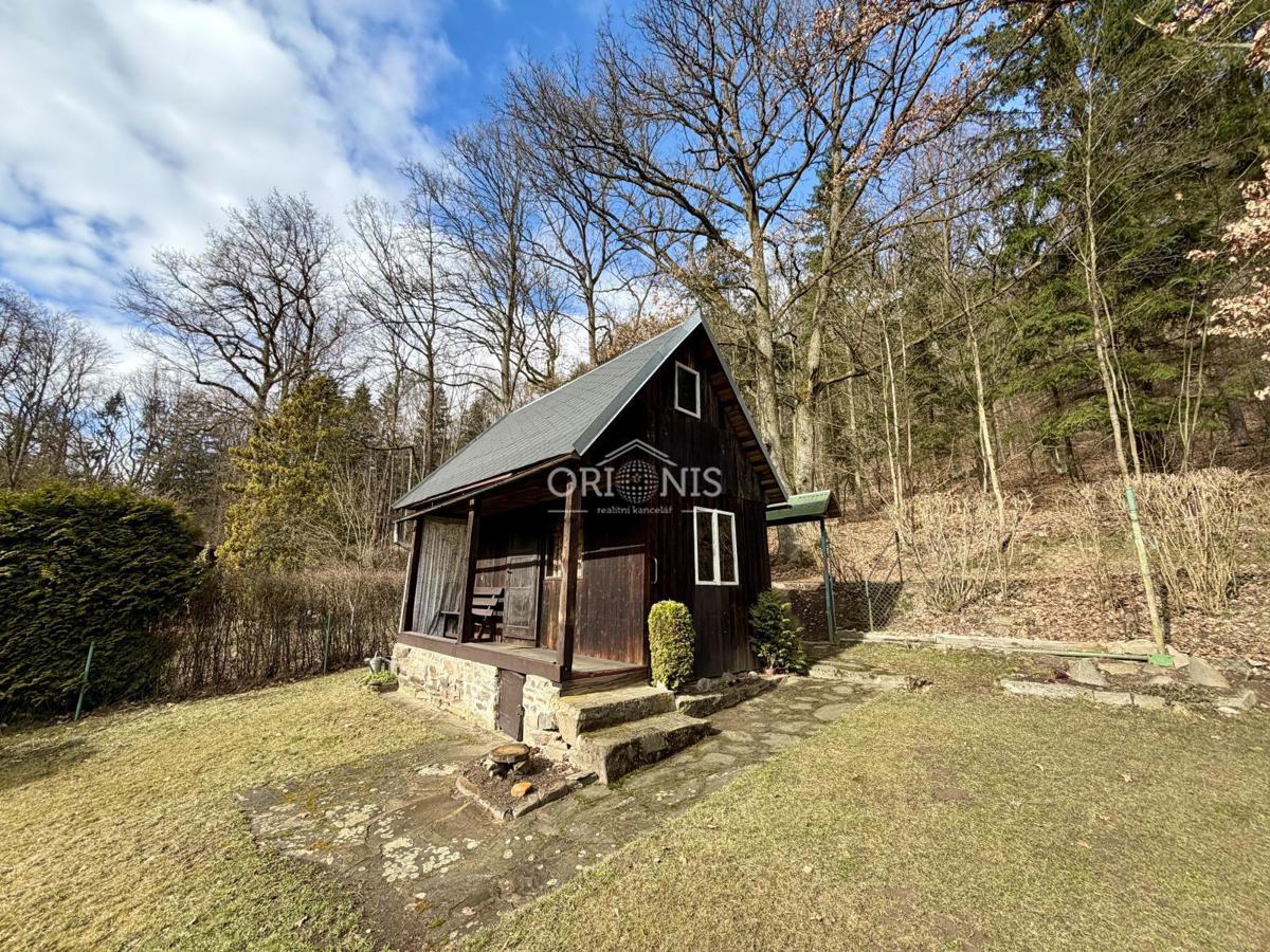 Photo 1 - Land for sale · Garden · 638 m²