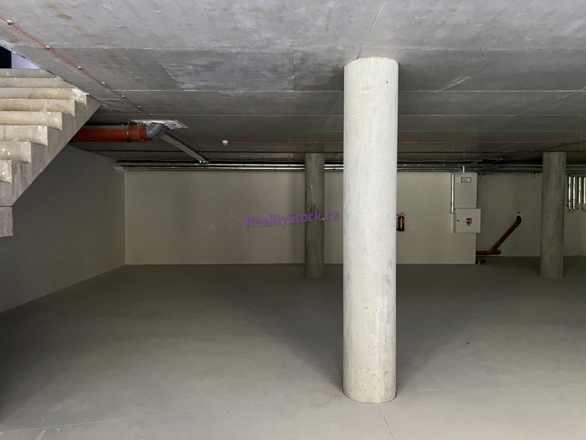 Photo 4 - Commercial property for sale · 216 m²