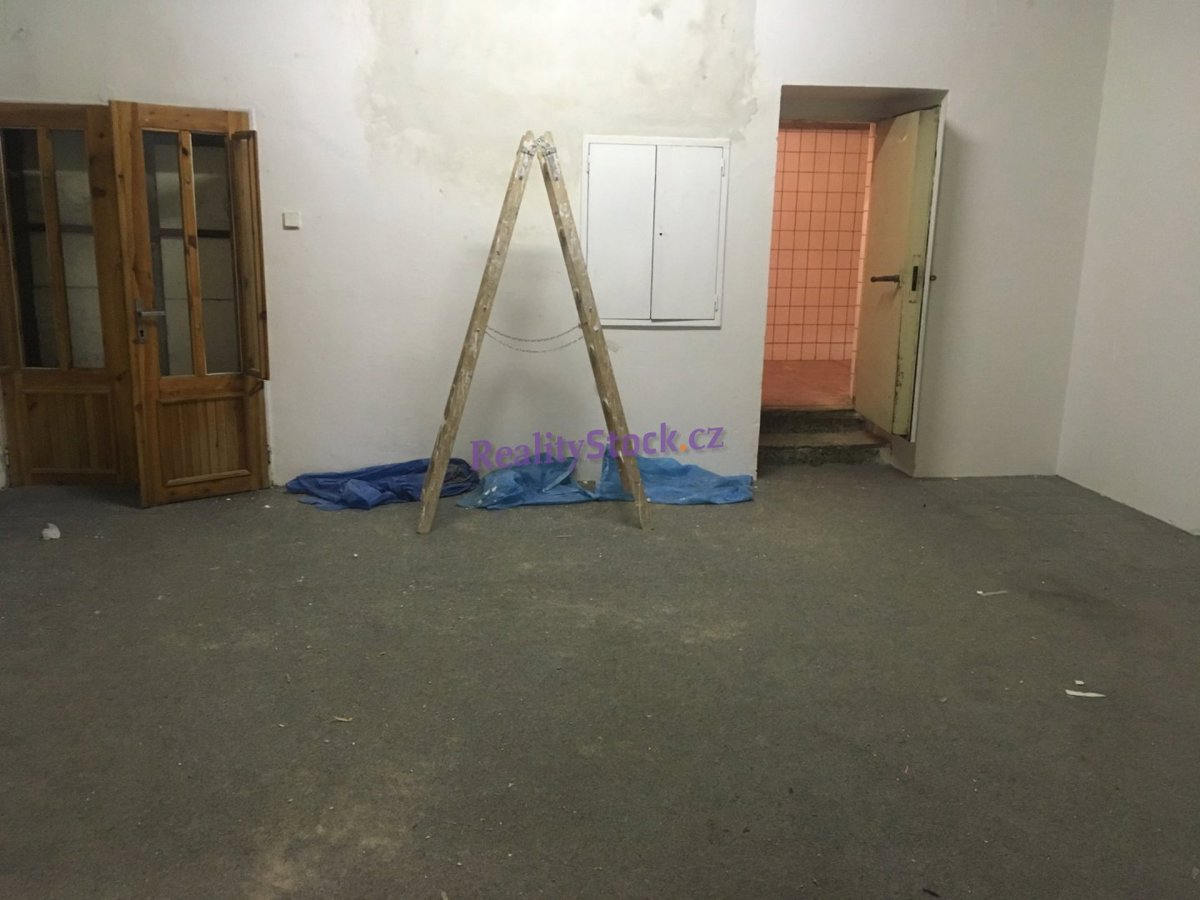 Фото 3 - Аренда коммерческой недвижимости · Торговое помещение · 92 m²