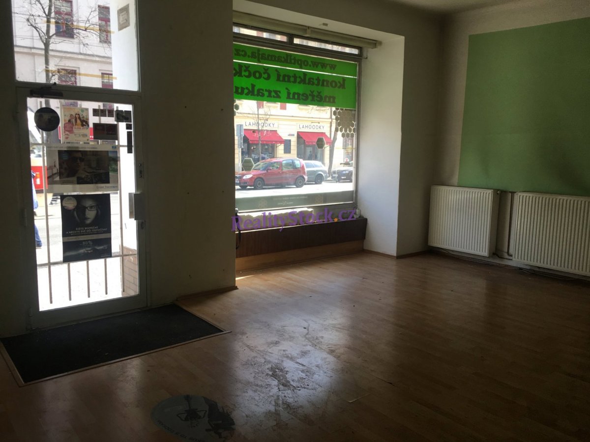 Фото 1 - Аренда коммерческой недвижимости · Торговое помещение · 92 m²