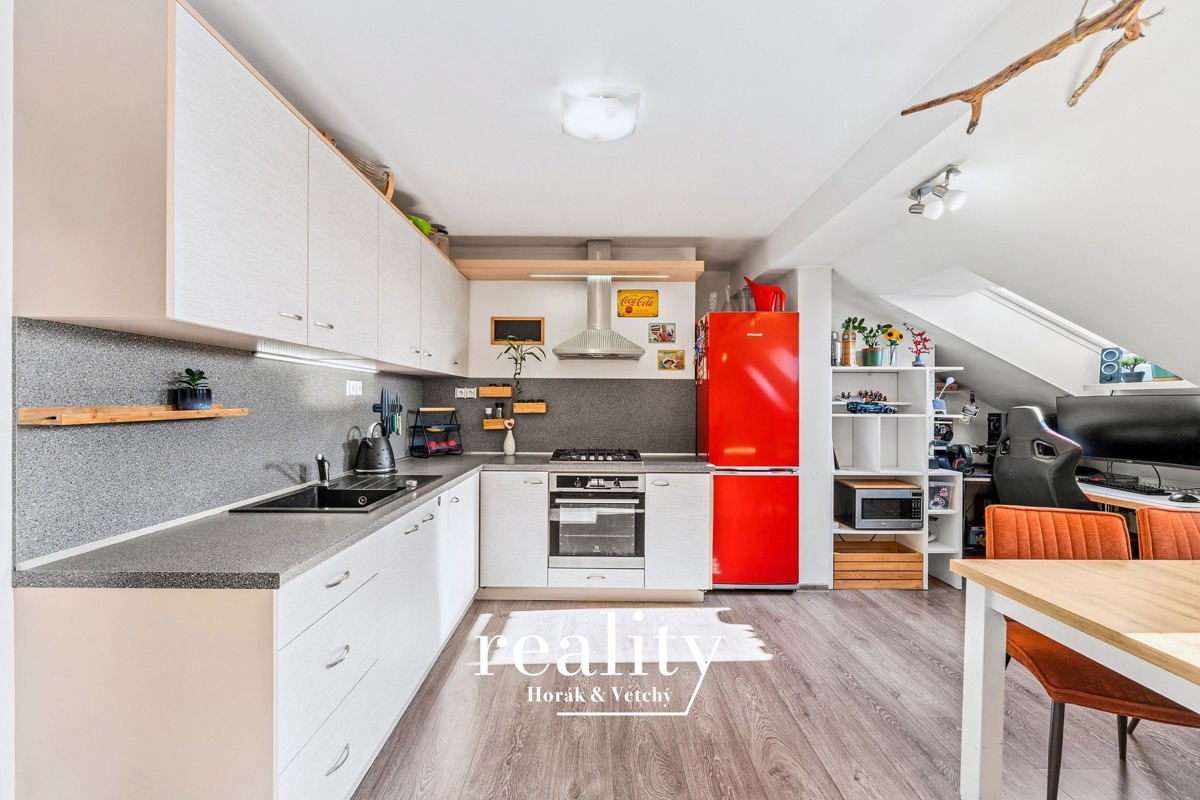 Photo 3 - Apartment for sale · 2+kk · 61 m²