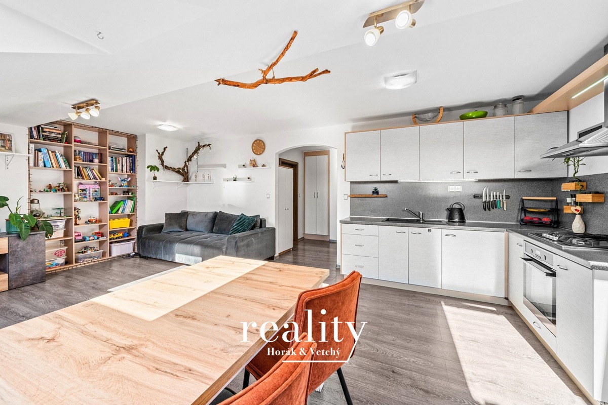 Photo 1 - Apartment for sale · 2+kk · 61 m²