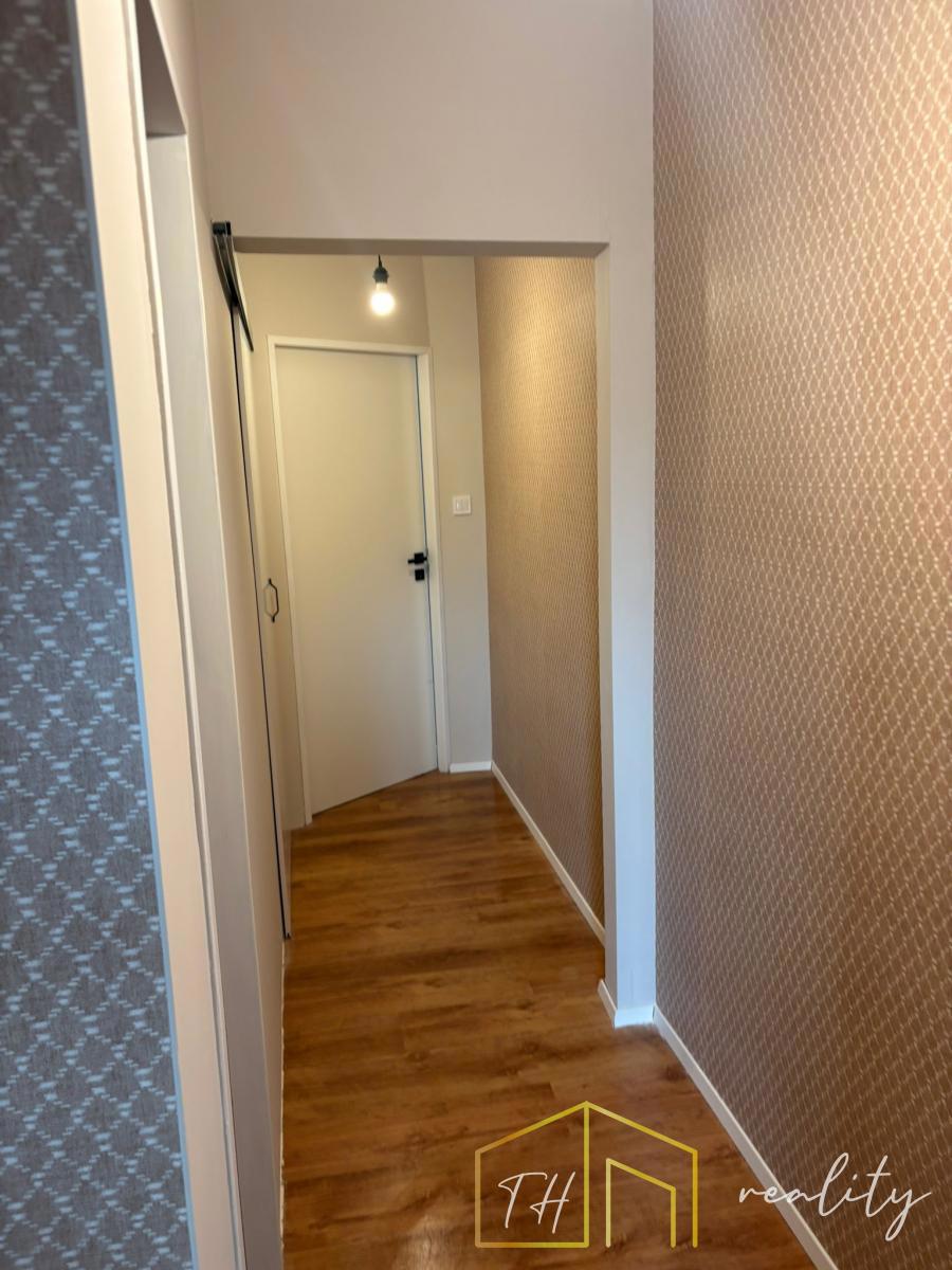 Photo 4 - Apartment for rent · 1+kk · 38 m²