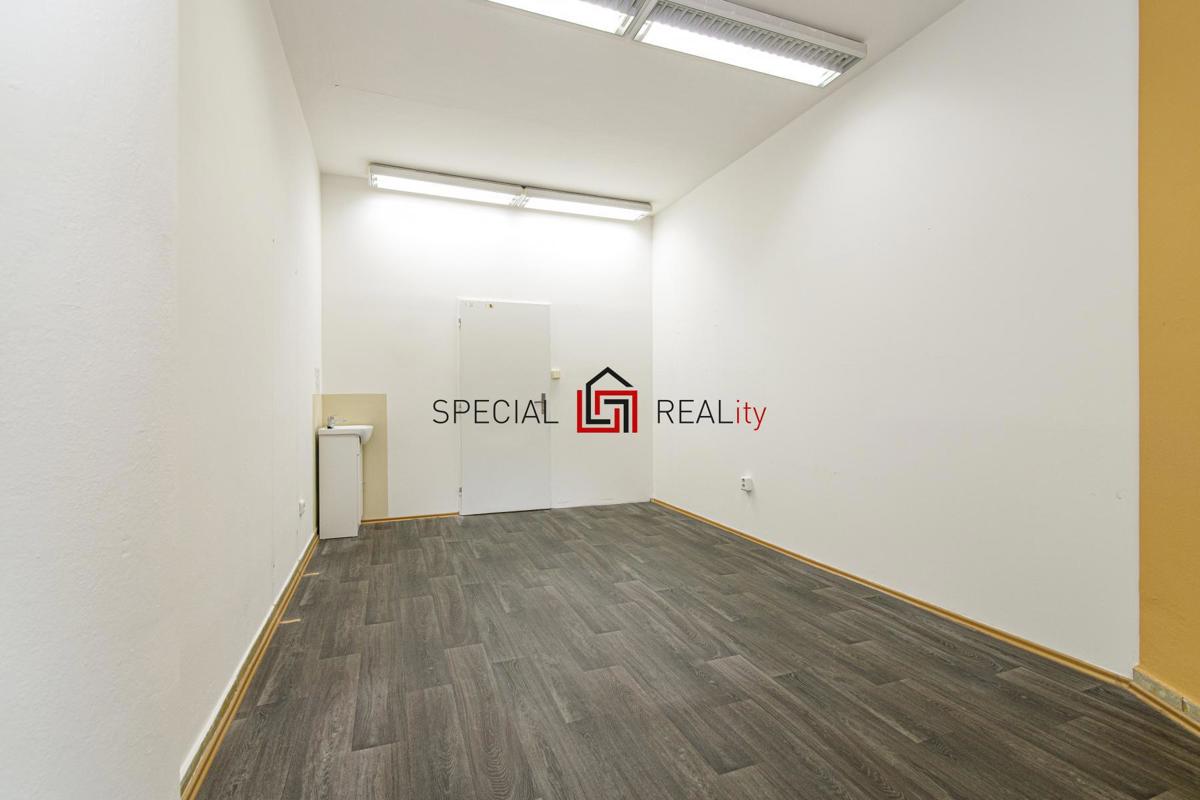 Hình ảnh 2 - Bất động sản thương mại đang được rao bán · Văn phòng · 61 m²