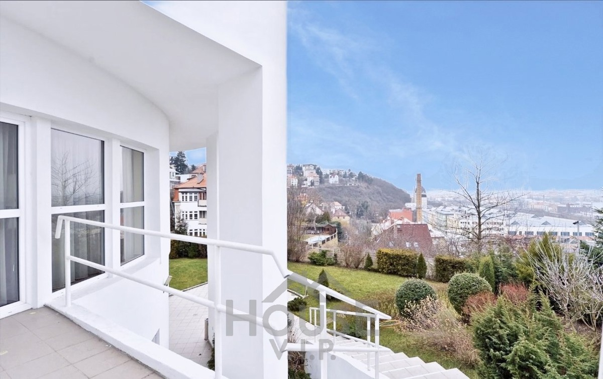 Photo 3 - House for rent · Villa · 839 m²