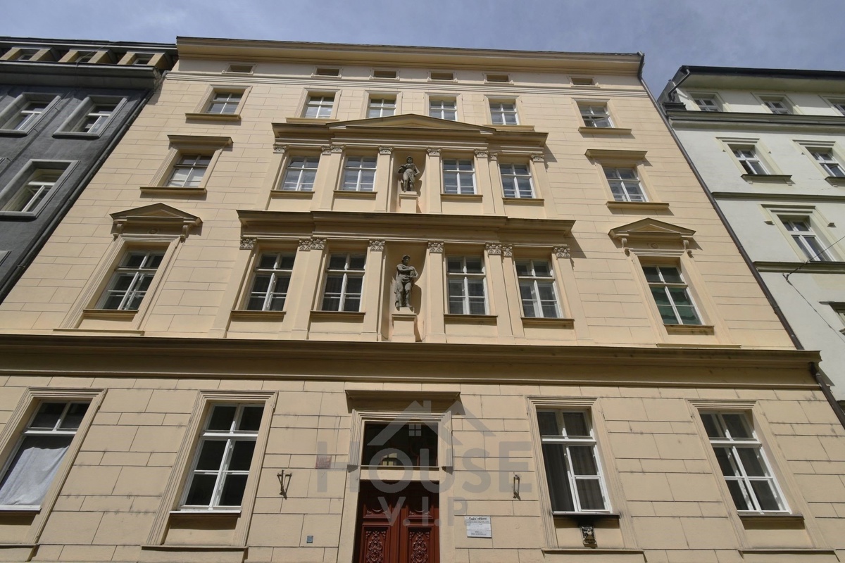 Фото 1 - Продажа коммерческой недвижимости · Офис · 43 m²
