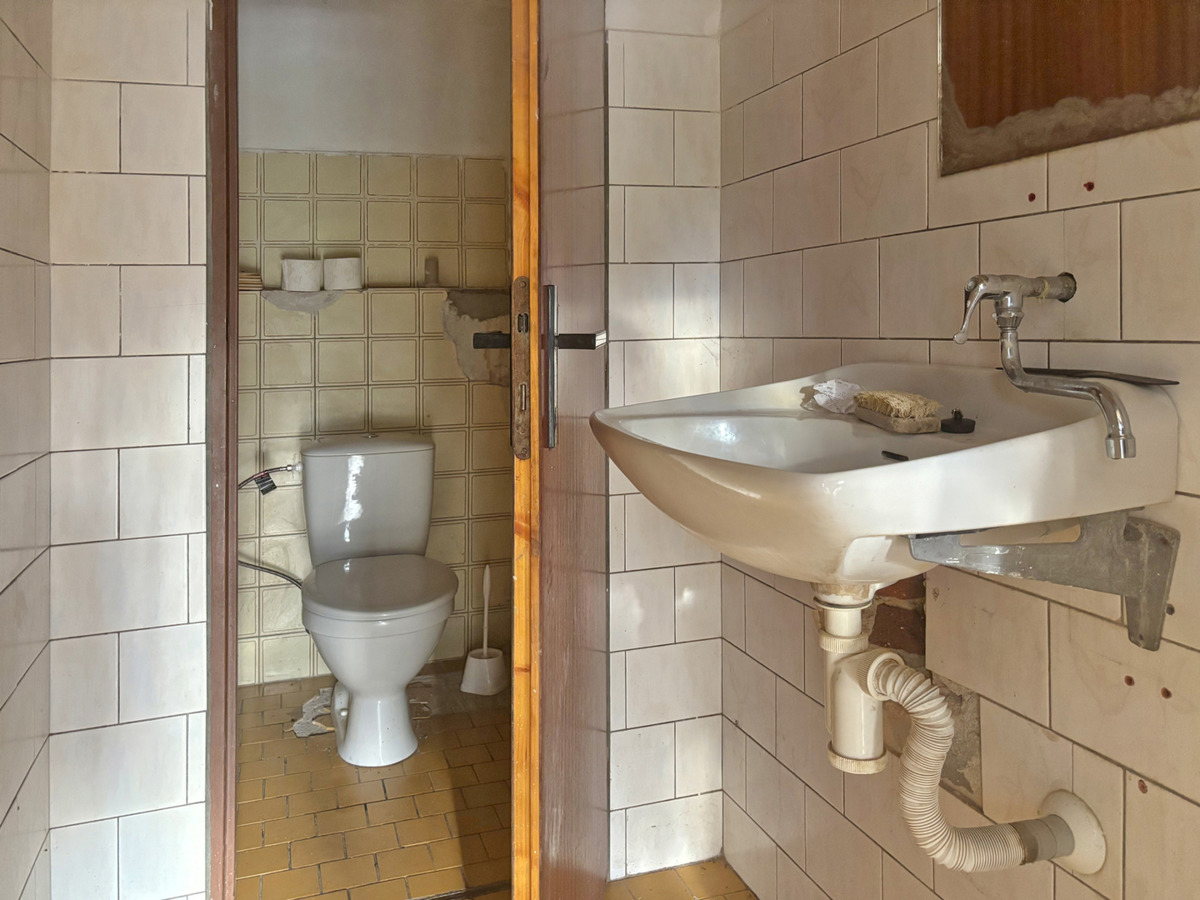 Photo 3 - Commercial property for rent · Office · 18 m²