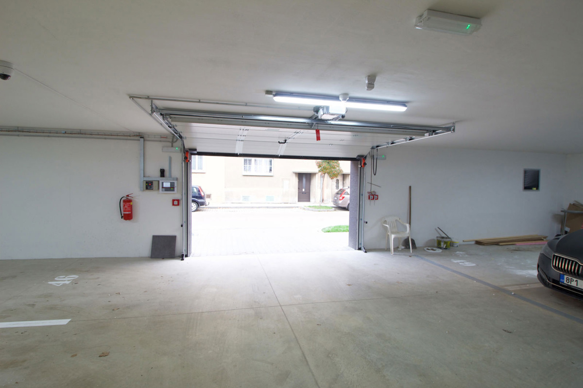 Photo 3 - Garage for rent · 15 m²