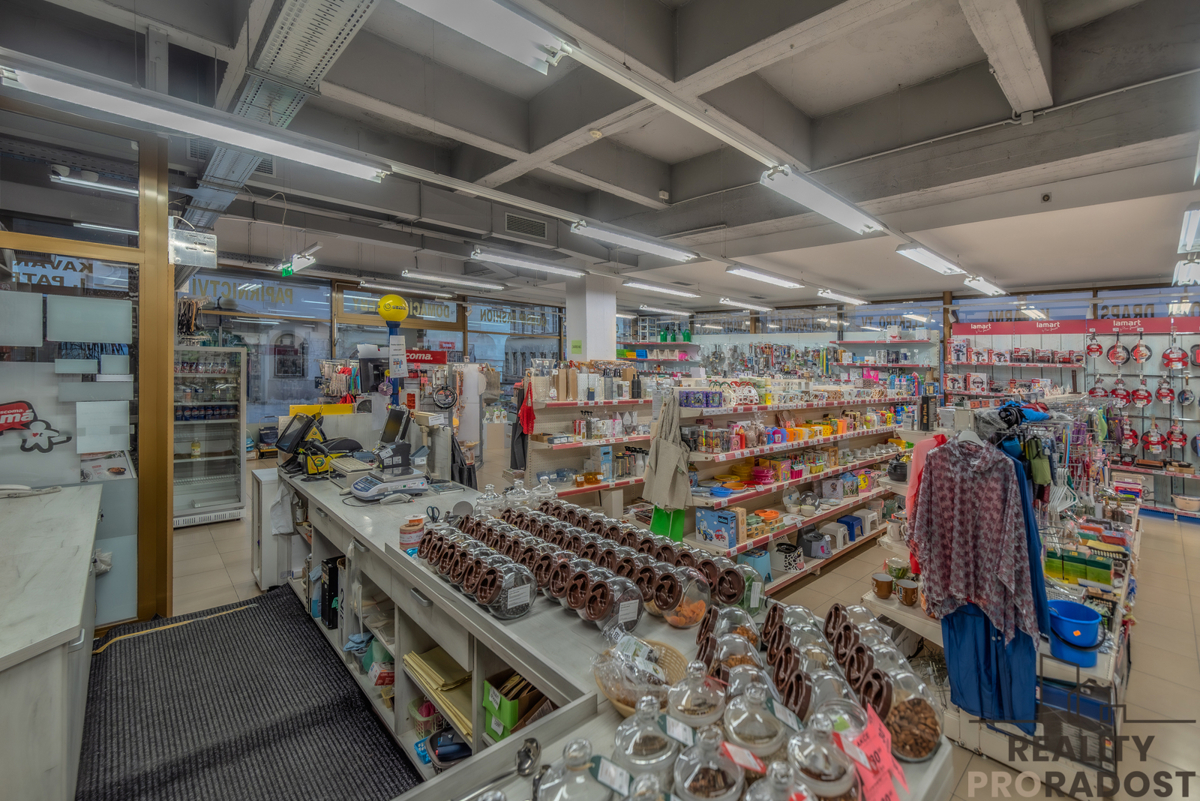 Fotografie 2 - Pronájem komerční nemovitosti · Obchodní prostor · 180 m²