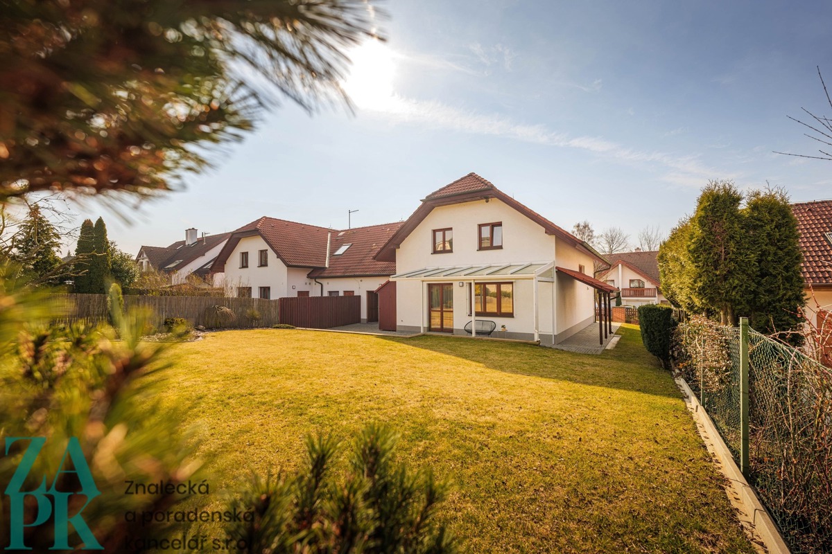 Photo 1 - House for sale · Family house · 254 m² · 4 rooms