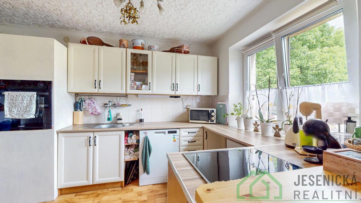 Фото 2 - Продажа дома · Семейный дом · 80 m²