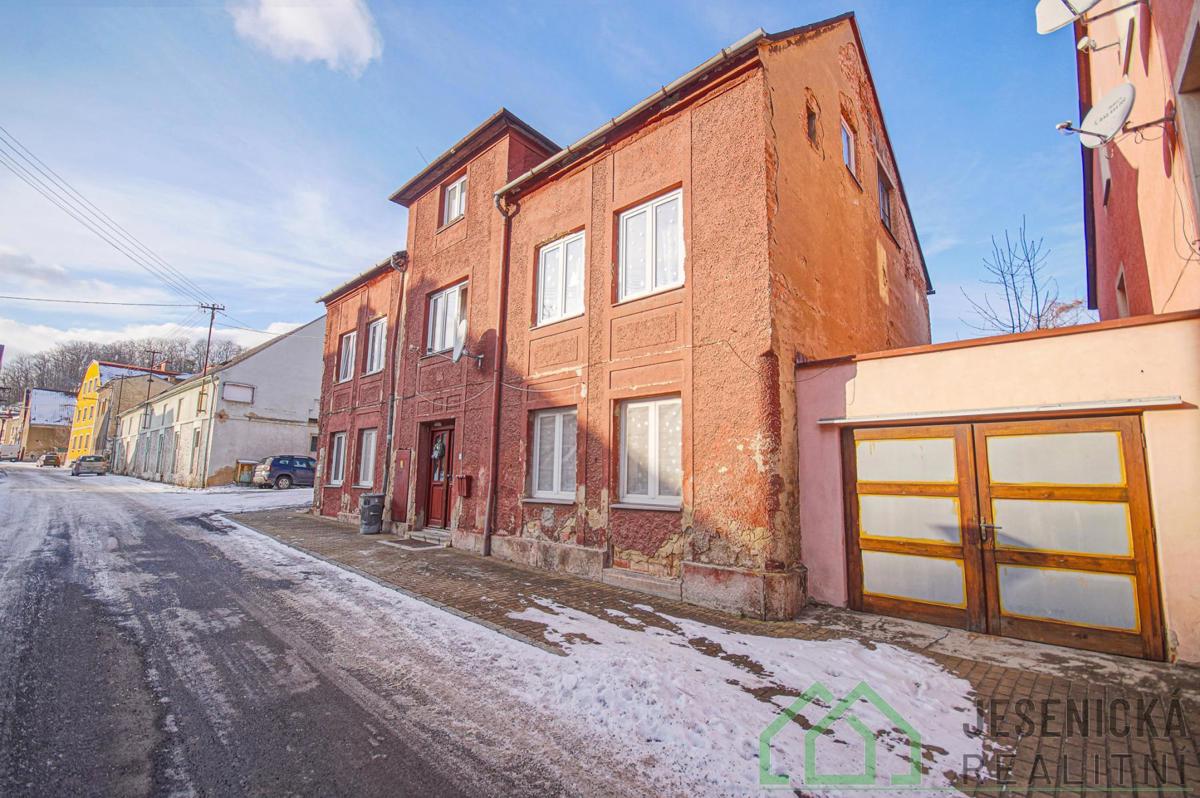Фото 4 - Продажа дома · Семейный дом · 270 m²