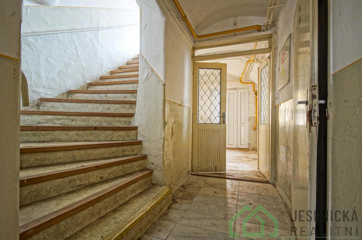 Фото 3 - Продажа дома · Семейный дом · 750 m²