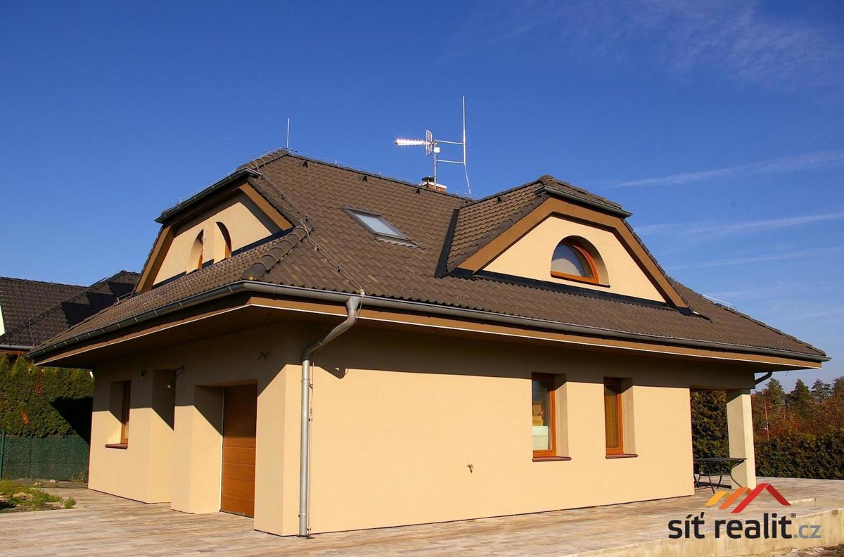 Фото 2 - Продаж будинку · Сімейний будинок · 165 m² · 5 кімнат