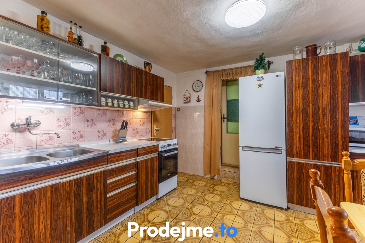 Фото 4 - Продаж будинку · Сімейний будинок · 99 m² · 5 кімнат