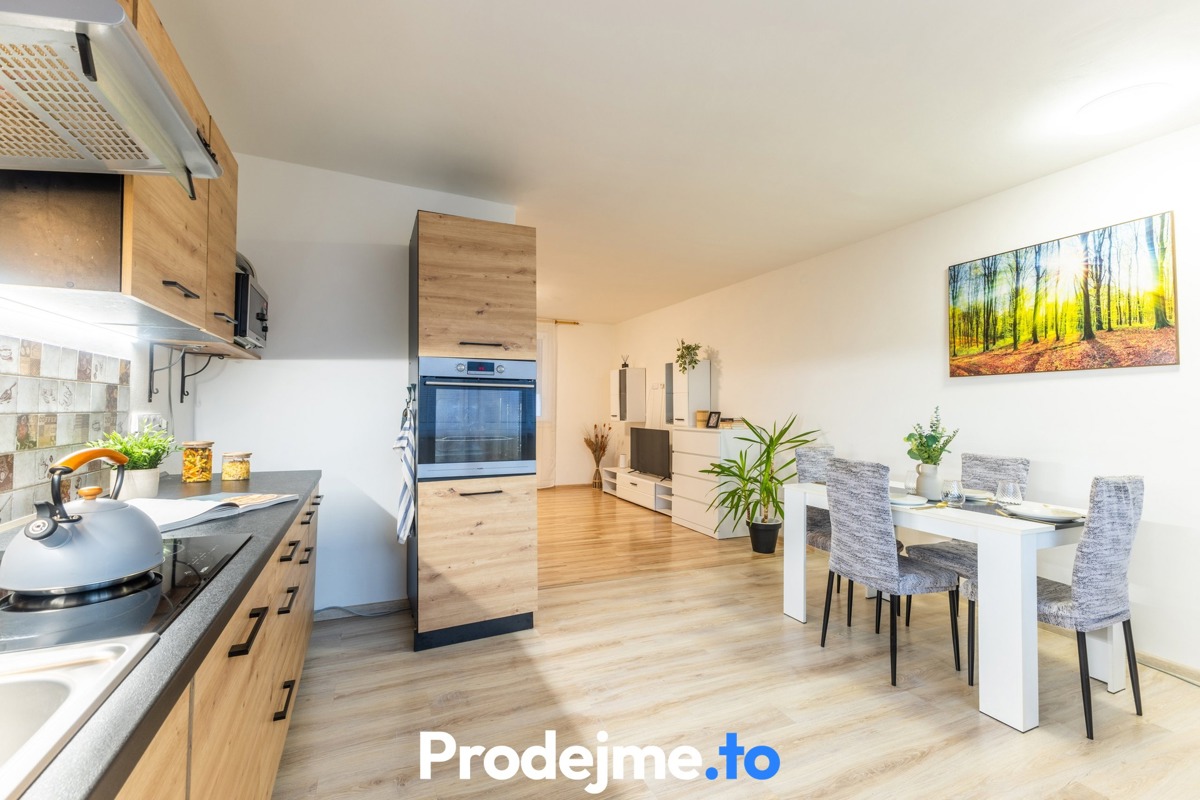 Фото 1 - Продаж будинку · Сімейний будинок · 113 m² · 3 кімнати