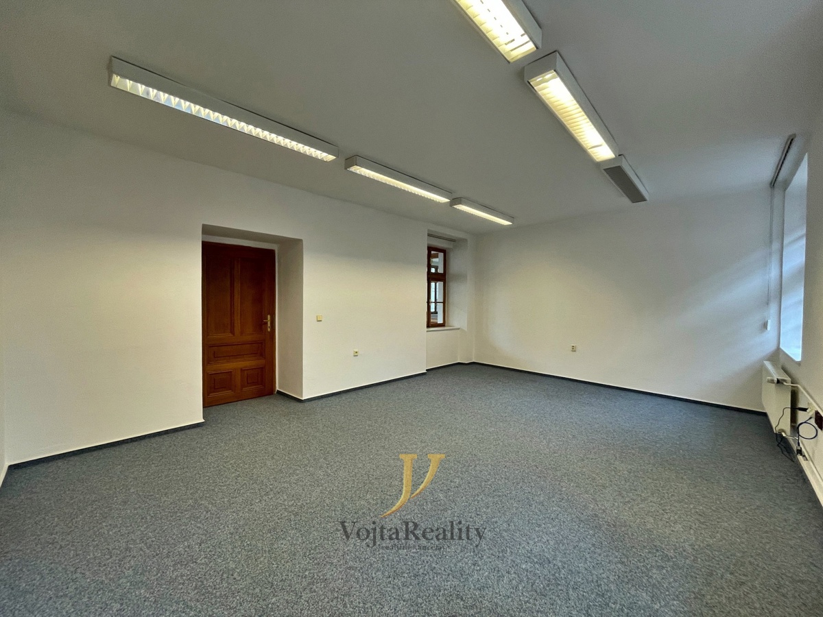 Photo 1 - Commercial property for rent · Office · 31 m²