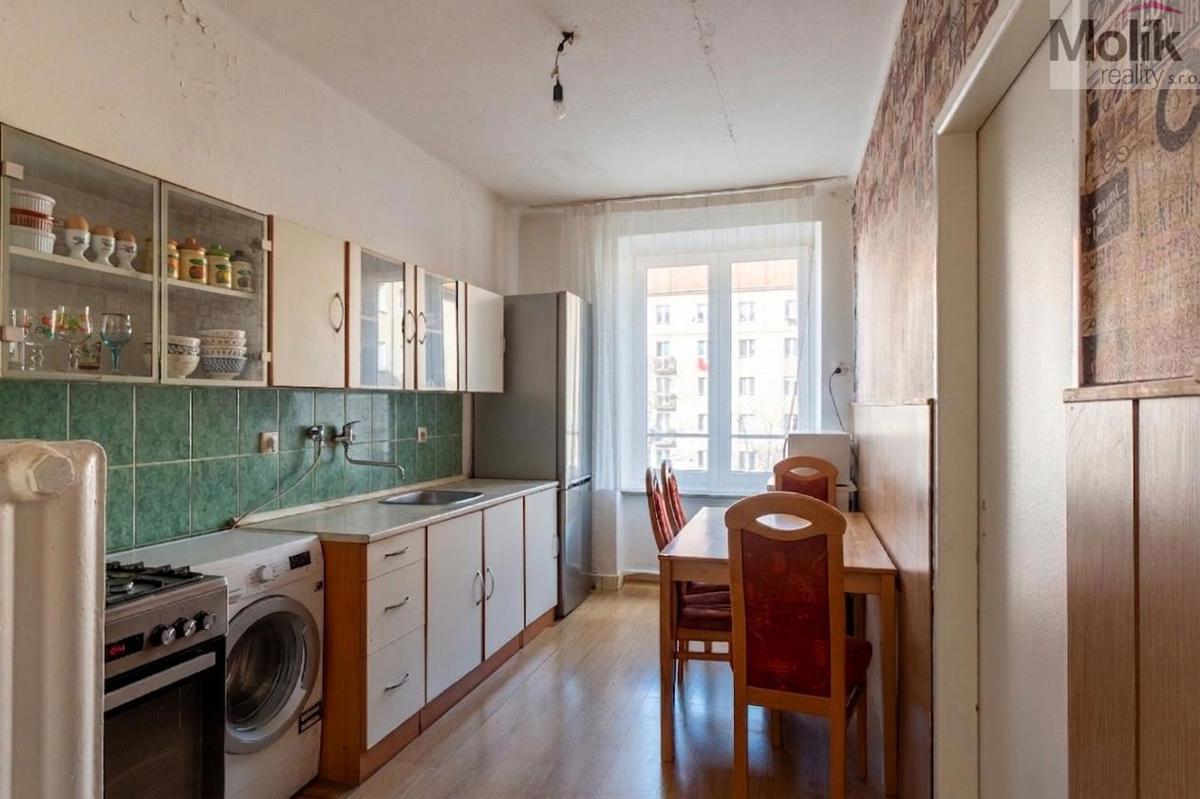 Photo 3 - Apartment for sale · 3+1