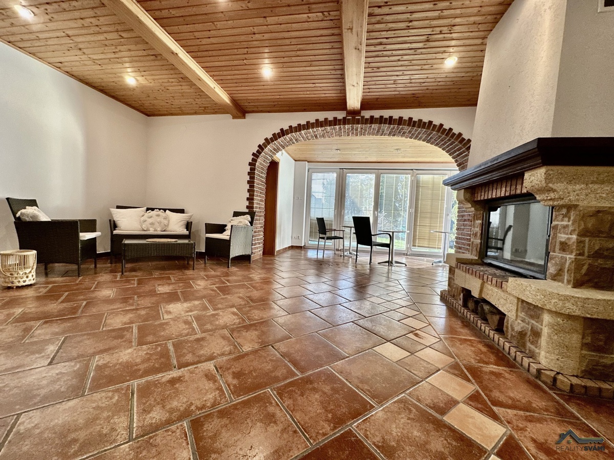Fotografie 2 - Prodej domu · Rodinný · 420 m² · 5 pokojů