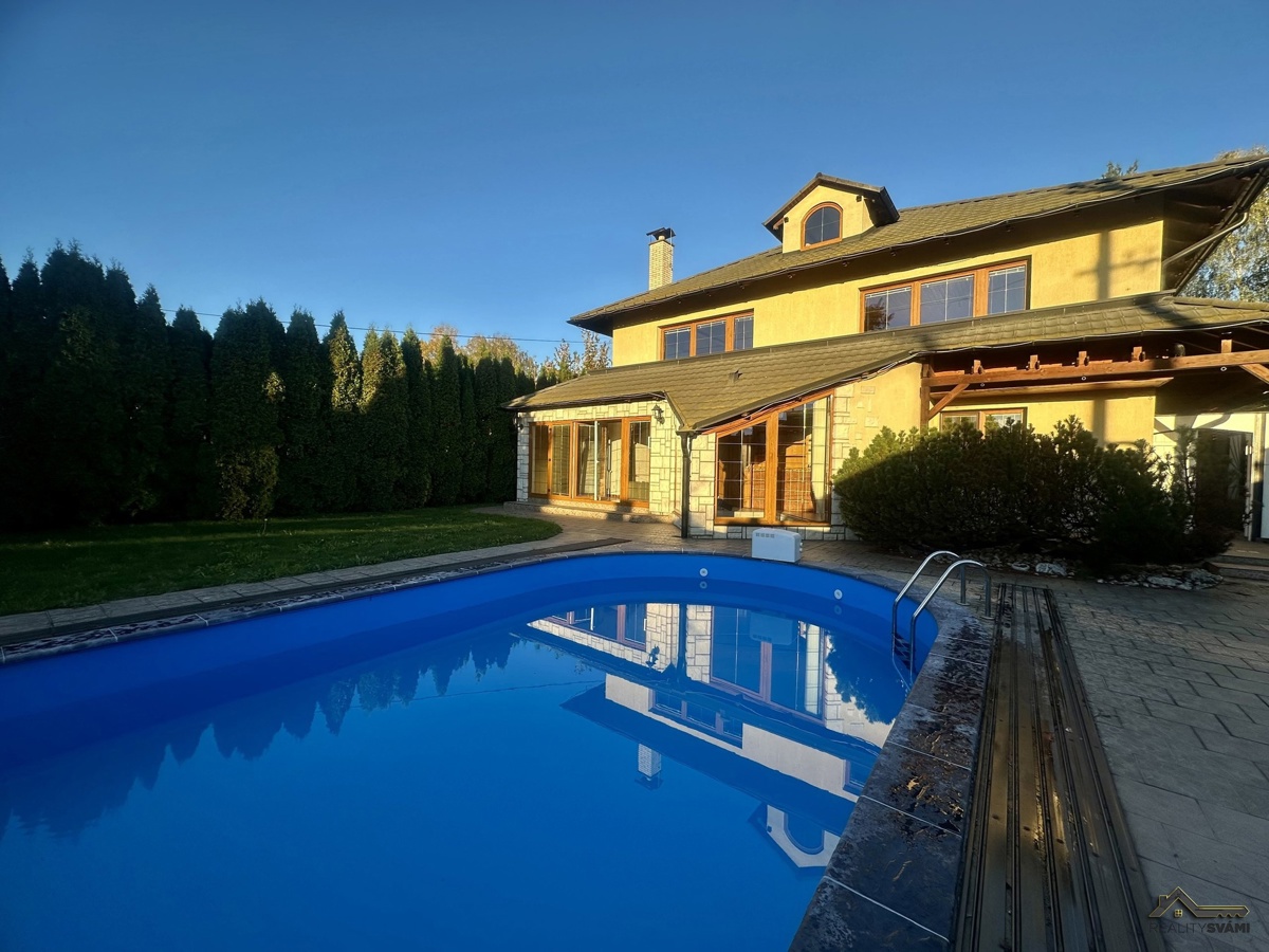 Fotografie 1 - Prodej domu · Rodinný · 420 m² · 5 pokojů