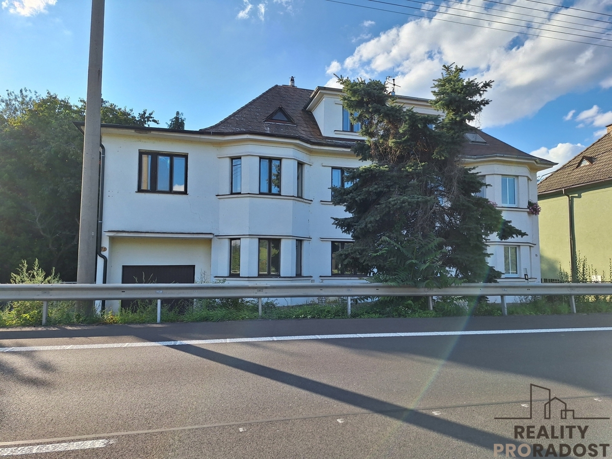 Фото 2 - Продаж будинку · Сімейний будинок · 190 m² · 5 кімнат