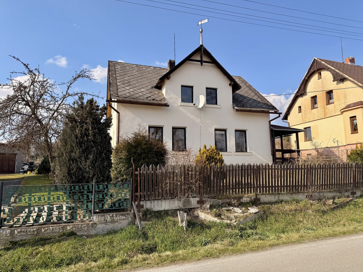 Фото 1 - Продаж будинку · Сімейний будинок · 140 m² · 4 кімнати