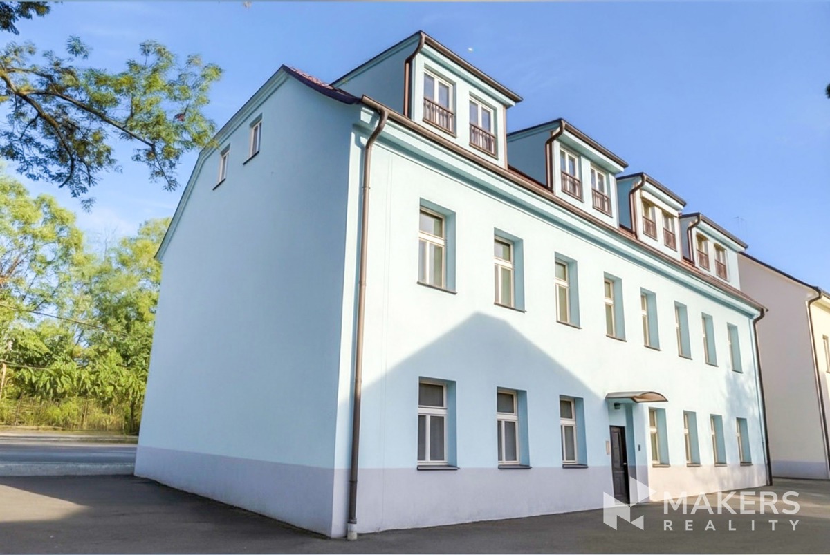 Photo 2 - Commercial property for sale · Office · 650 m²