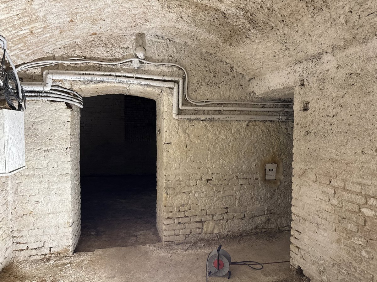 Fotografie 2 - Prodej komerční nemovitosti · 160 m²