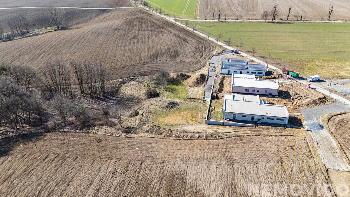 Фото 4 - Продаж ділянки · Під забудову · 895 m²