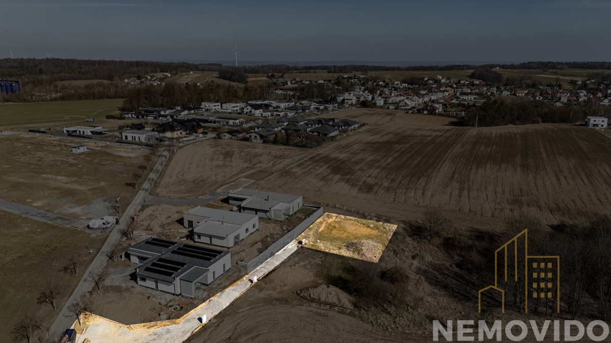 Фото 2 - Продаж ділянки · Під забудову · 895 m²