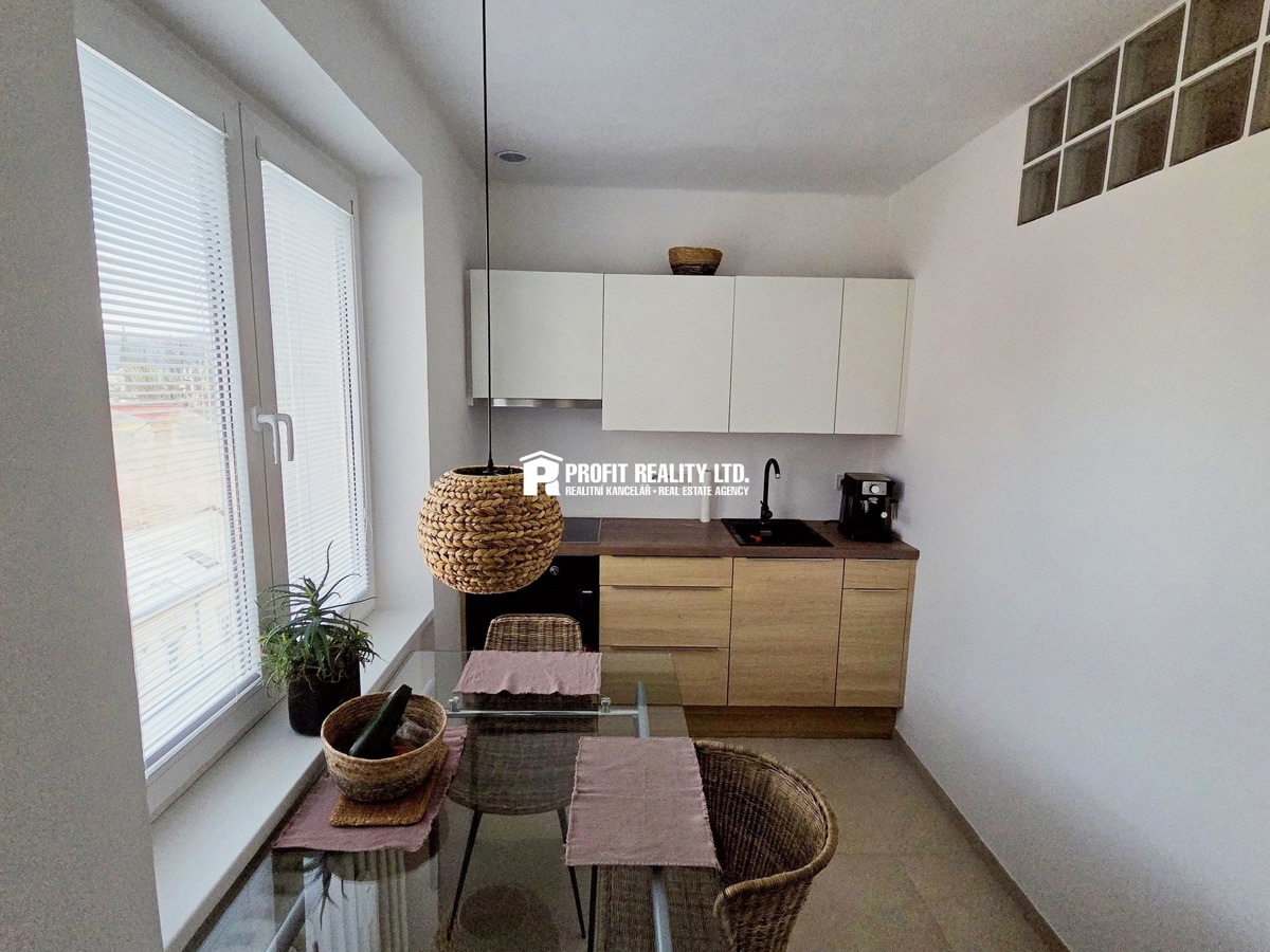 Фото 4 - Продаж квартири · 2+kk · 50 m²