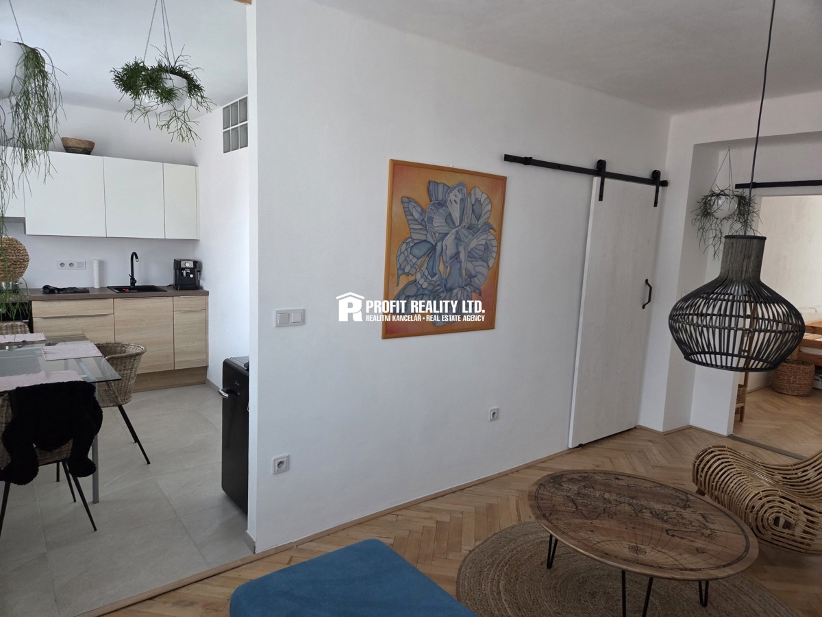 Фото 3 - Продаж квартири · 2+kk · 50 m²