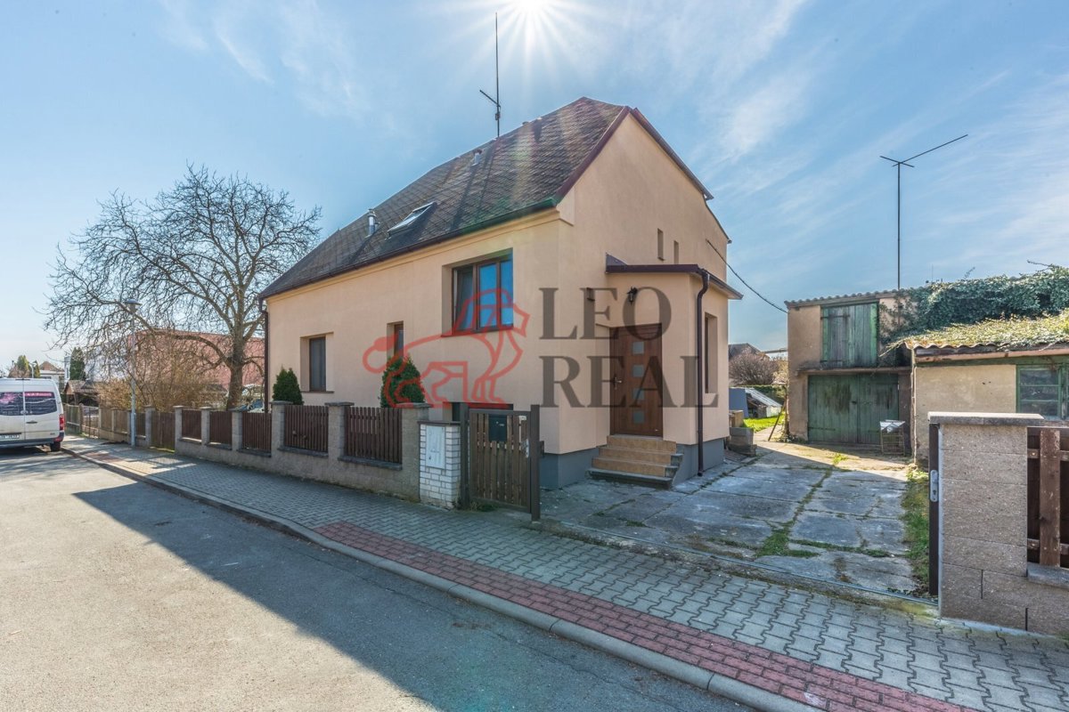 Photo 2 - House for sale · Family house · 200 m² · 5 rooms