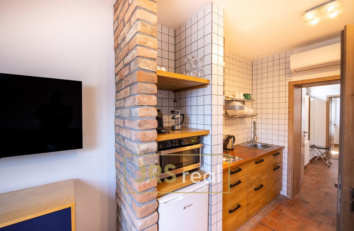 Photo 1 - Apartment for rent · 2+kk · 34 m²