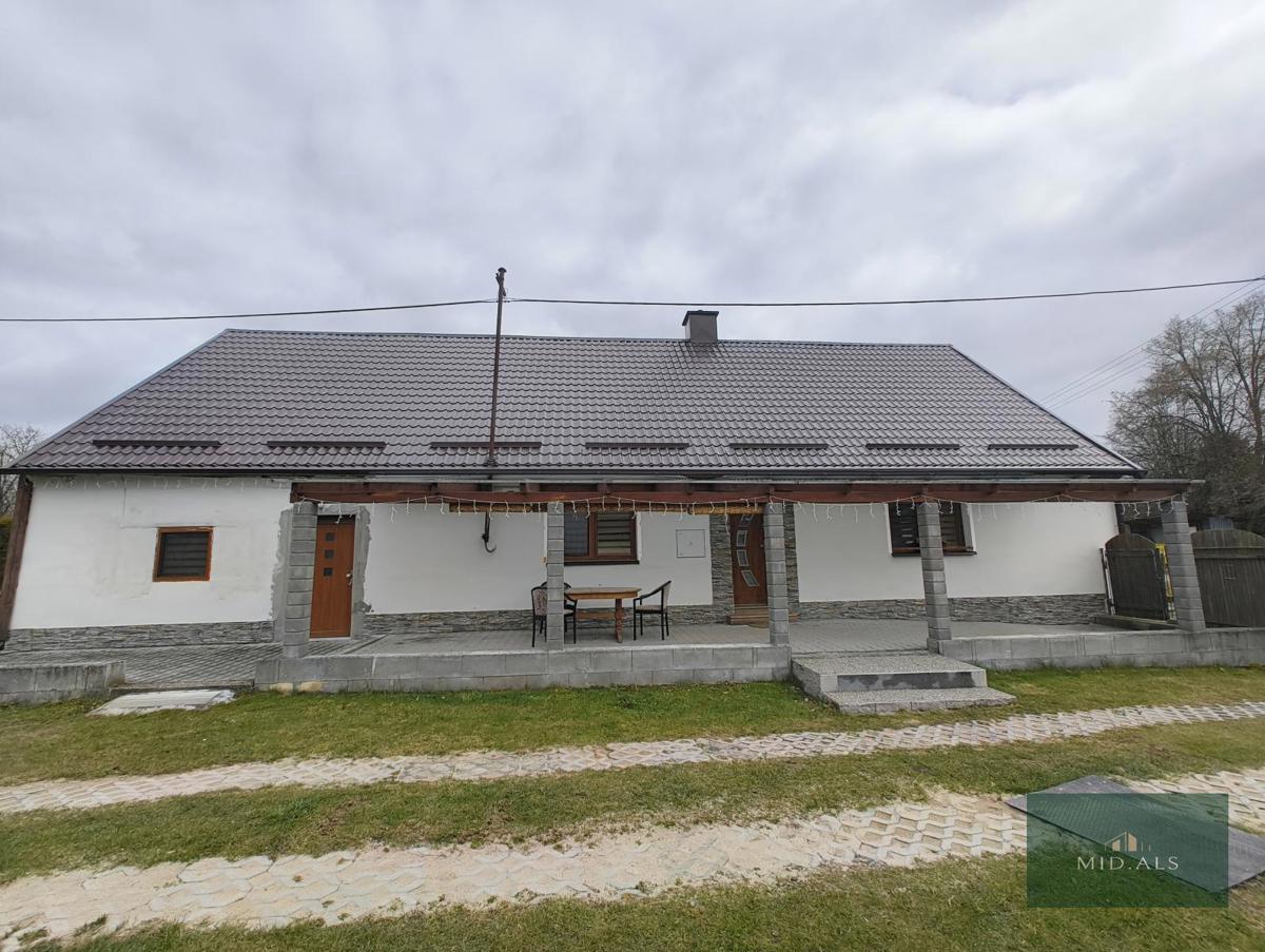 Фото 2 - Продаж будинку · Сімейний будинок