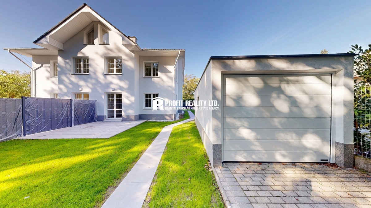 Фото 1 - Продаж будинку · Сімейний будинок · 213 m² · 5 кімнат
