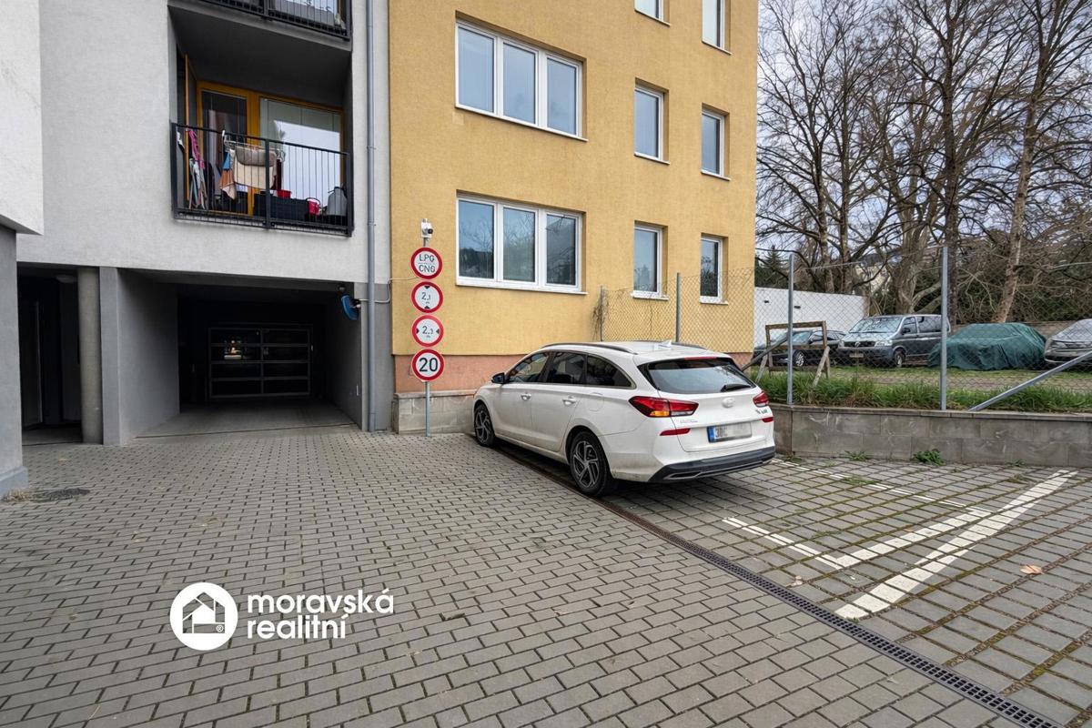Photo 1 - Garage for rent · 18 m²