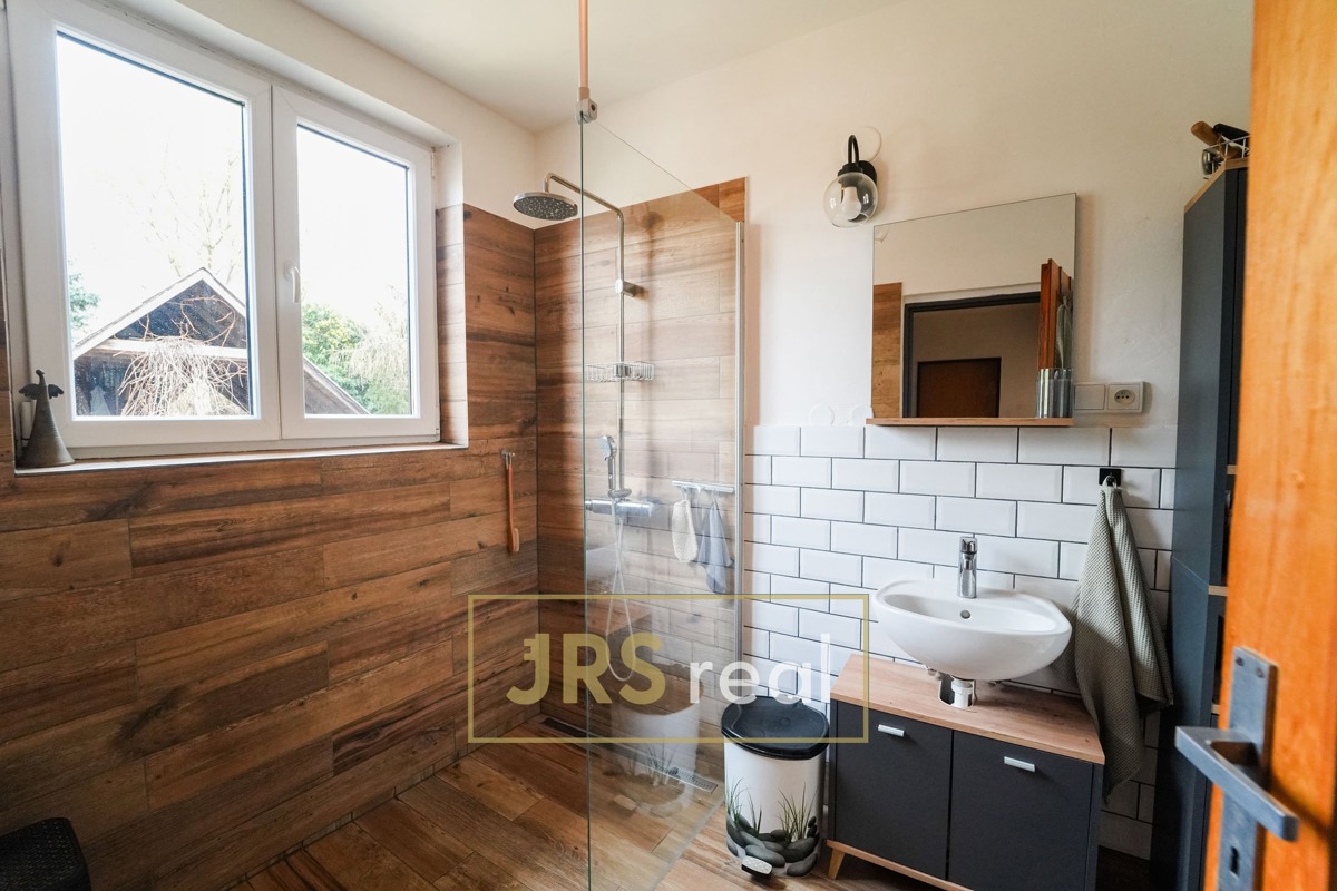 Фото 3 - Продаж будинку · Сімейний будинок · 295 m² · 5 кімнат