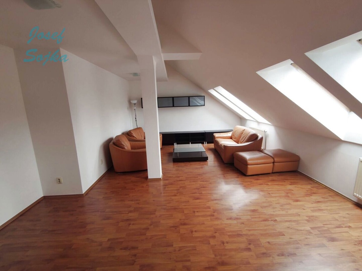 Фото 1 - Продаж квартири · 3+kk · 102 m²