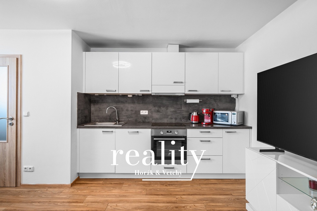Fotografie 2 - Prodej bytu · 2+kk · 53 m²