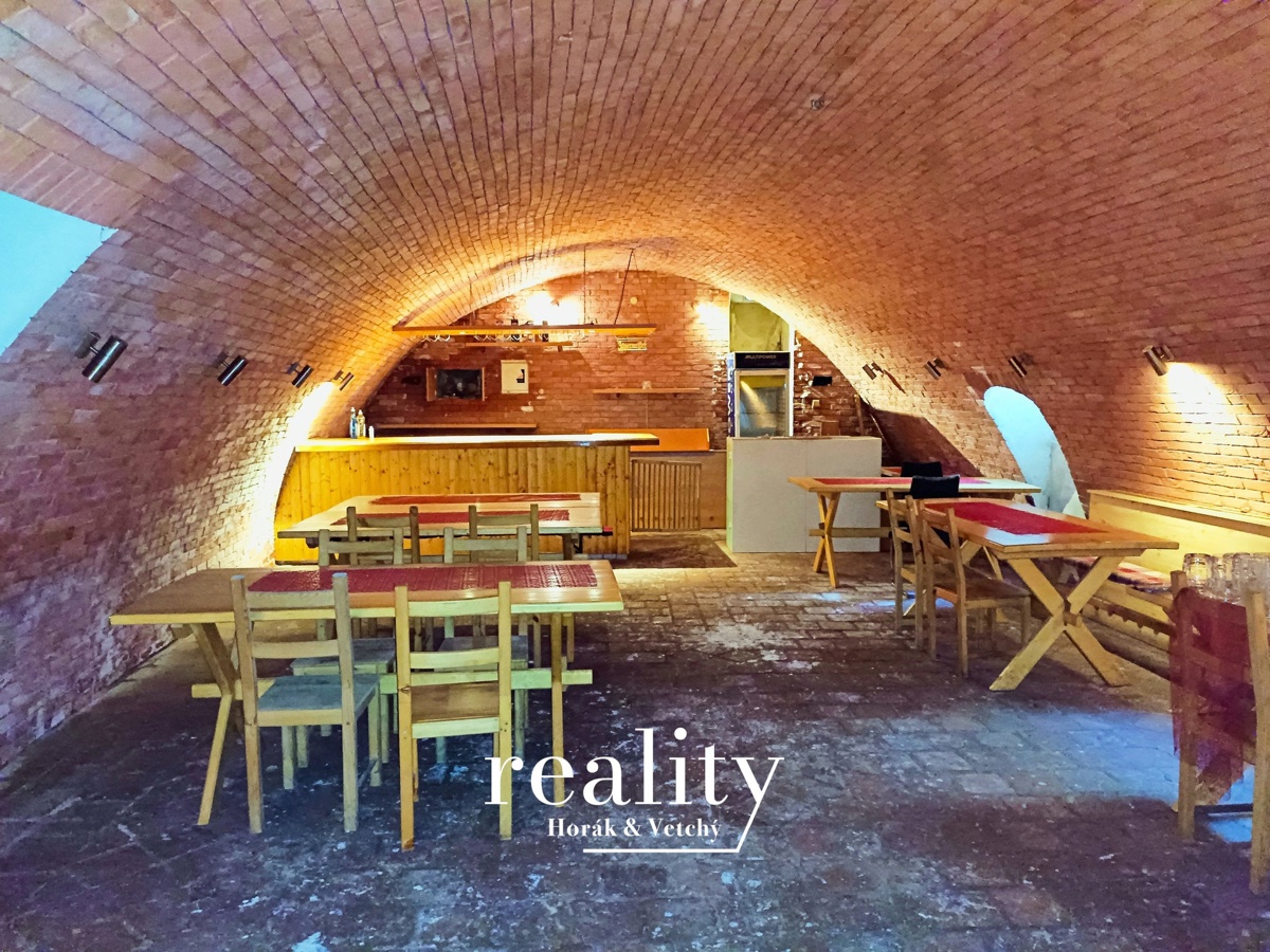 Fotografie 3 - Pronájem komerční nemovitosti · Restaurace · 98 m²