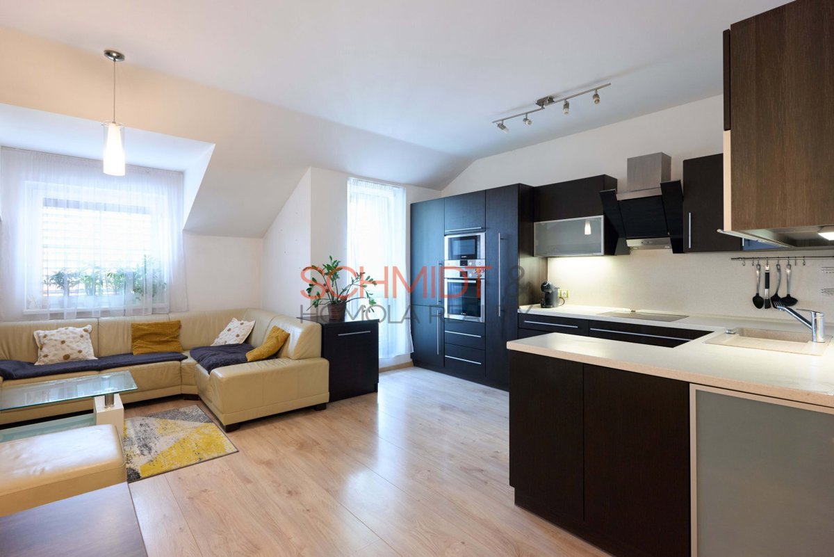 Photo 2 - Apartment for sale · 3+kk · 90 m²